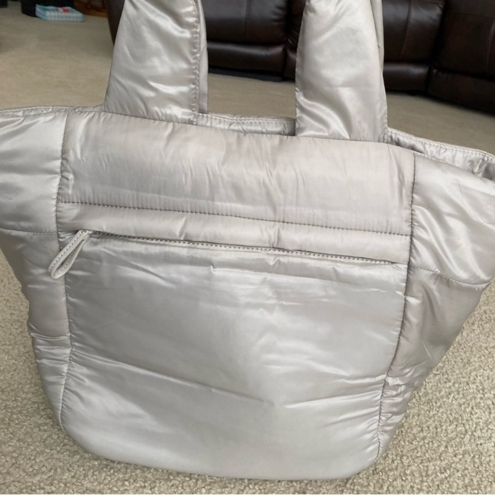 (SOLD) Caraa Bag, Cumulus Medium, Dove Grey